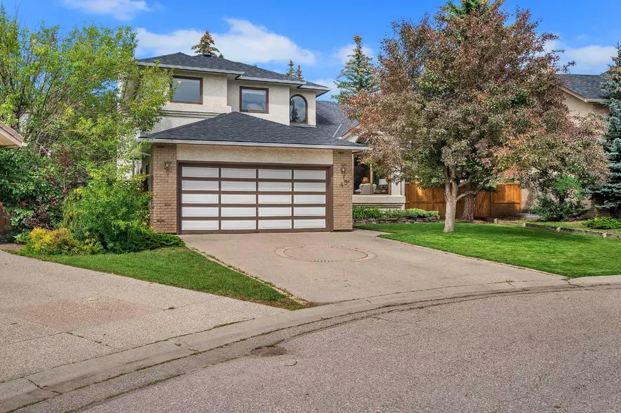 43 Edgeview HTS NW, Calgary, AB T3A 4W8