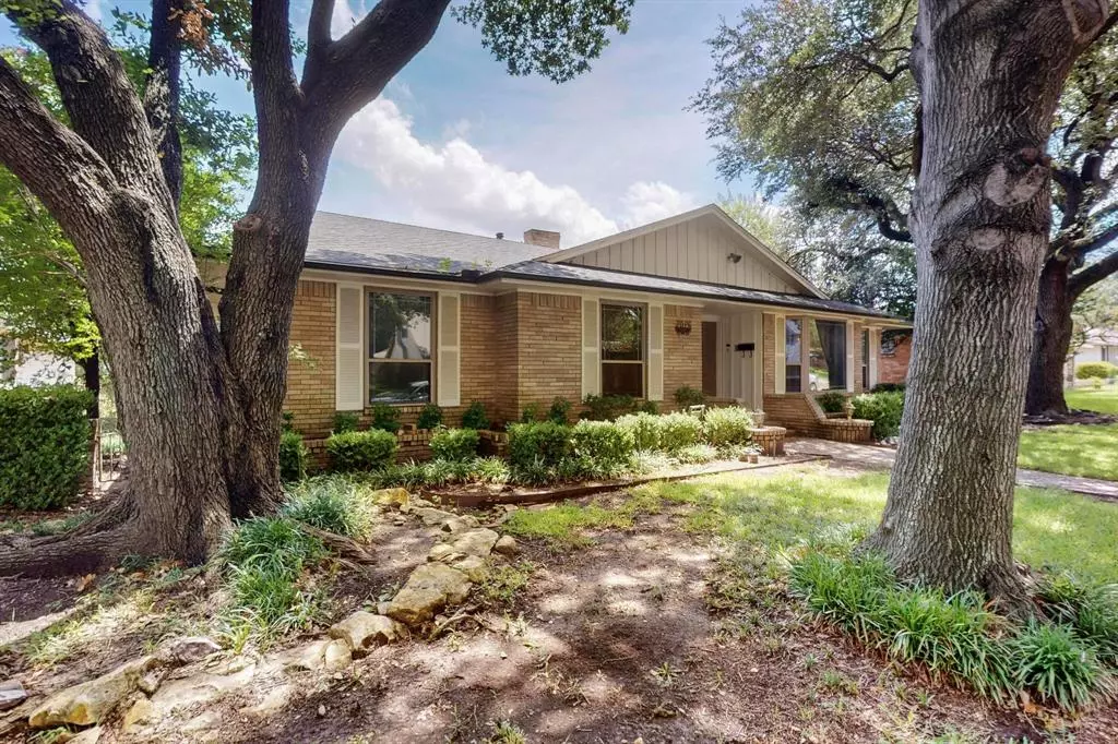 Dallas, TX 75232,2026 Cedar Valley Lane
