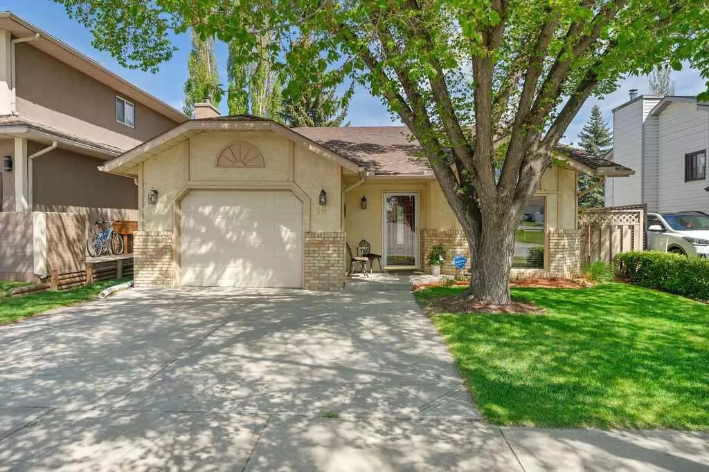 Okotoks, AB T1S 1K9,10 Hunters Gate