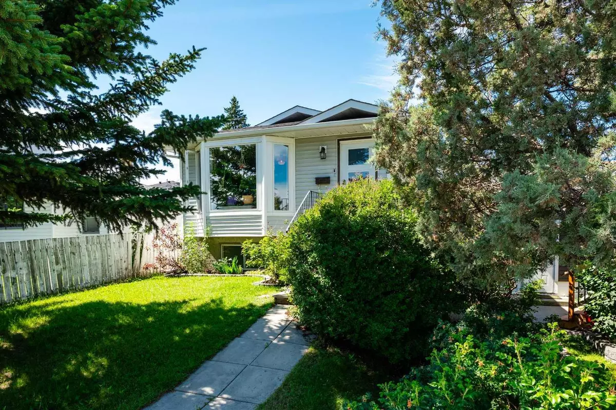Calgary, AB T3B2K7,4635 70 ST NW