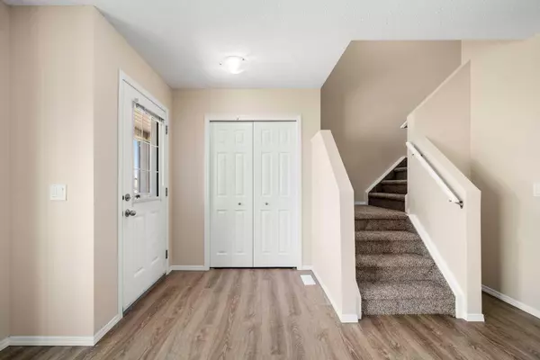 Okotoks, AB T1S 0J6,481 Cimarron BLVD