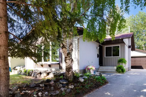 5 Benchlands PL, Cochrane, AB T4C1C3