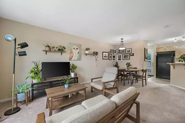 Calgary, AB T3K 0L1,1034 Panatella BLVD Northwest
