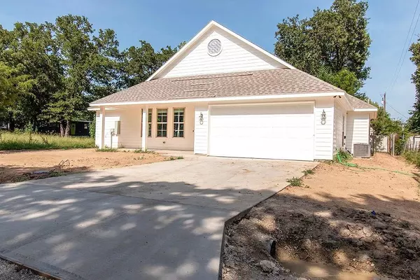 West Tawakoni, TX 75474,212 Navajo Trail