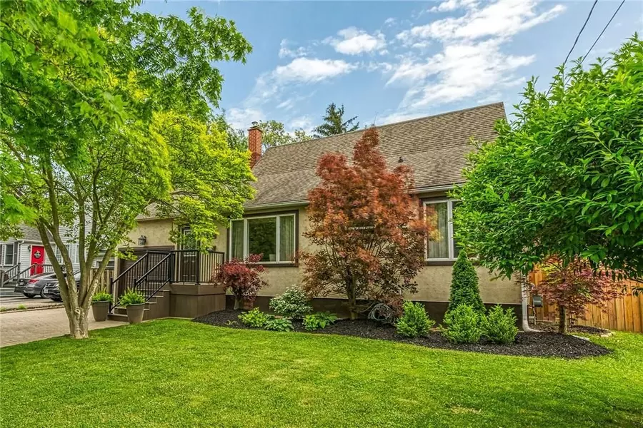 148 Lakeshore RD, St. Catharines, ON L2N 2V1