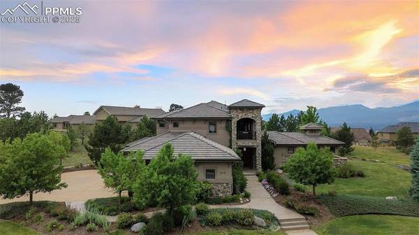 1575 Vine Cliff HTS, Colorado Springs, CO 80921
