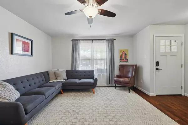 Grapevine, TX 76051,1119 Mockingbird Drive