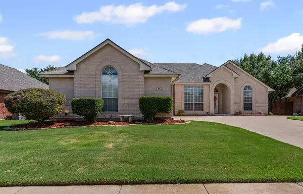 8433 Emerald Circle,  North Richland Hills,  TX 76180