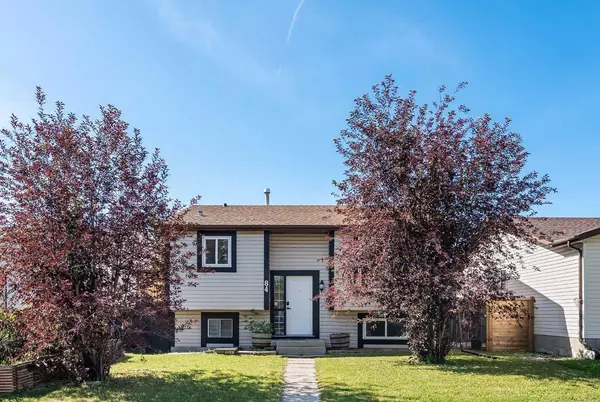 Calgary, AB T3J1P1,84 Castlebrook Rise NE