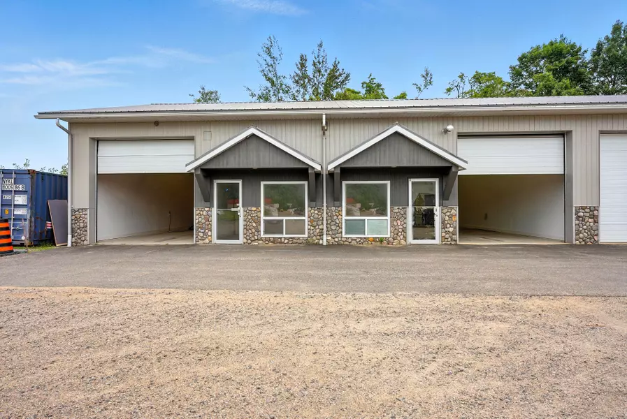 9 Monica LN, Bracebridge, ON P1L 1P8