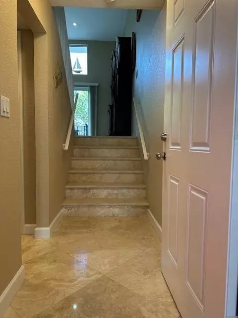 Lauderdale By The Sea, FL 33308,5555 N Ocean Boulevard #45