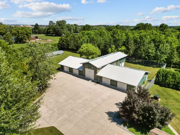 Southwest Middlesex, ON N0L 1M0,22164 Dundonald RD