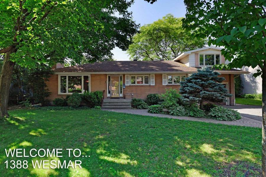 1388 Wesmar DR, Alta Vista And Area, ON K1H 7T5