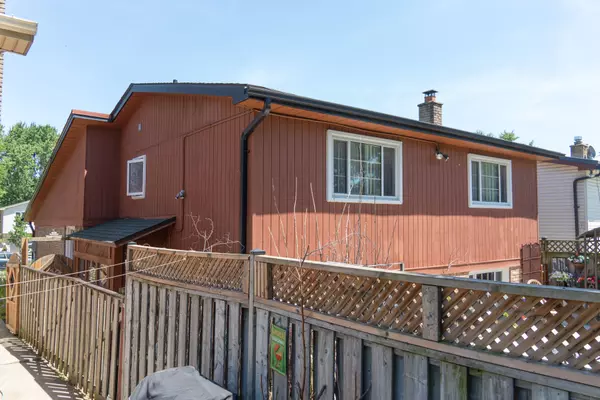 Mississauga, ON L5N 2J4,6330 Lorca CRES