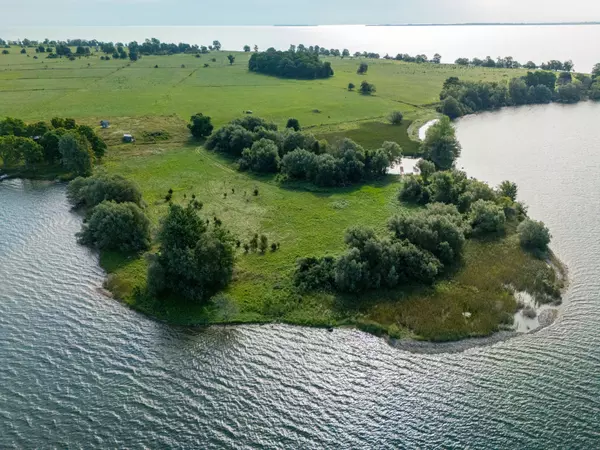 LT 2 Waupoos Island N/A, Prince Edward County, ON K0K 2T0