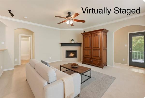 324 Kirby Drive, Lantana, TX 76226