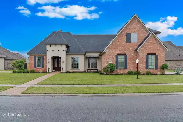 700 Dumaine Drive, Bossier City, LA 71111