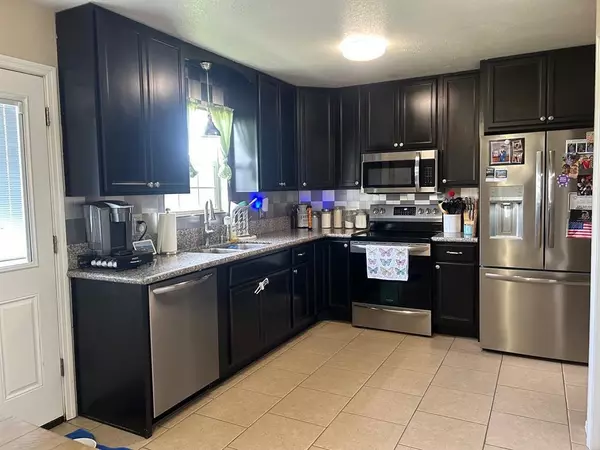 Okeechobee, FL 34972,15155 NW 256th St
