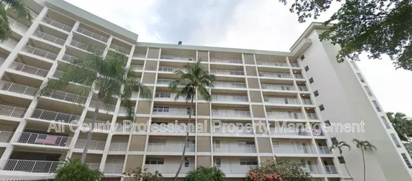 3051 N Course Dr #901, Pompano Beach, FL 33069