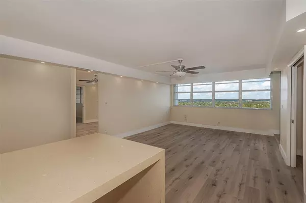 Hollywood, FL 33019,1400 S Ocean Dr #1605