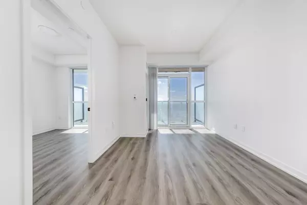 Vaughan, ON L4K 0R1,225 Commerce ST #5908
