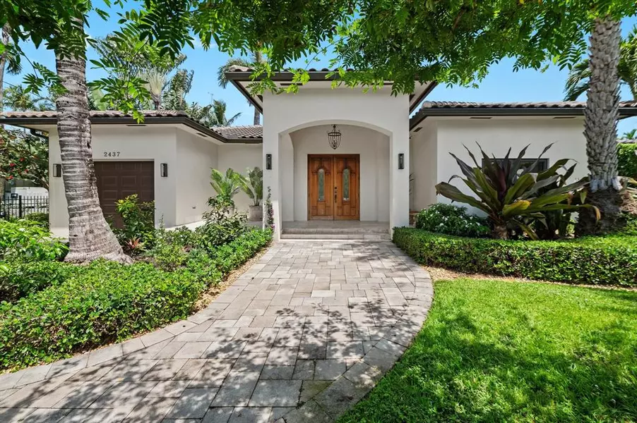 2437 Castilla Isle, Fort Lauderdale, FL 33301