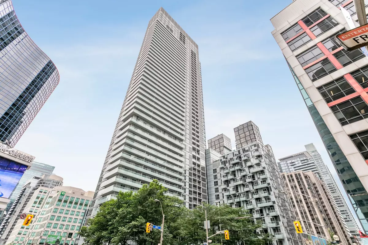 Toronto C01, ON M5V 0E9,300 Front ST W #2502
