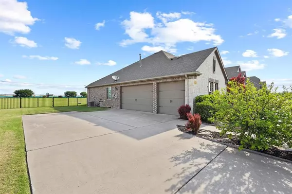 Celina, TX 75009,2144 Lariat Trail