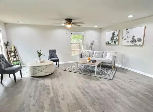 Jacksboro, TX 76458,1014 W Archer Street