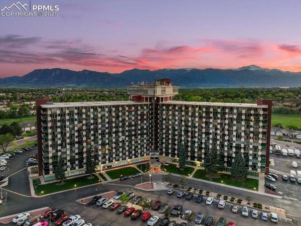 411 Lakewood CIR #C908, Colorado Springs, CO 80910