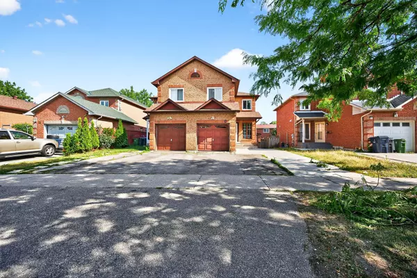 Toronto E11, ON M1B 2C7,17 Lenthall AVE