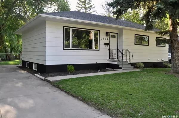 1802 Preston AVENUE S, Saskatoon, SK S7H 2V8