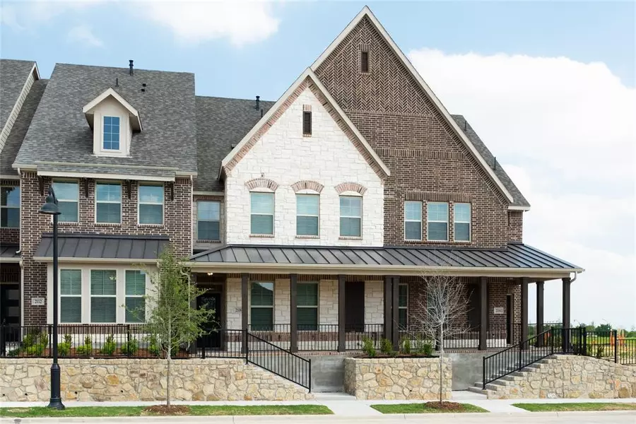 2108 Naples Drive, Rowlett, TX 75088