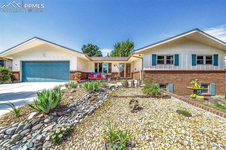 2890 W Enchanted CIR, Colorado Springs, CO 80917