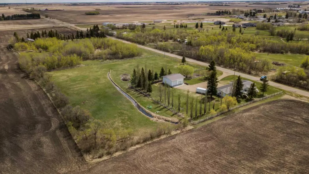 5304 56 AVE, Daysland, AB T0B1A0