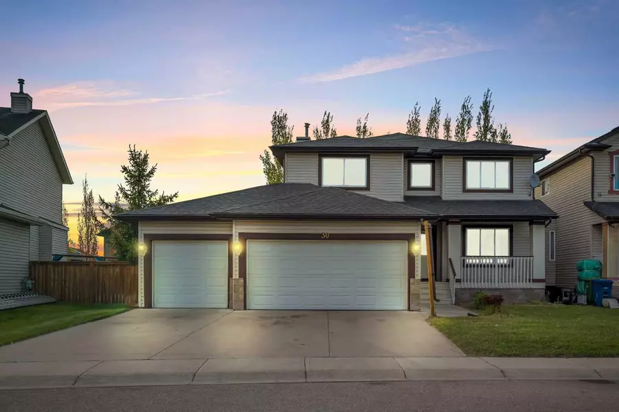30 Canals CIR Southwest, Airdrie, AB T4B 2Z7