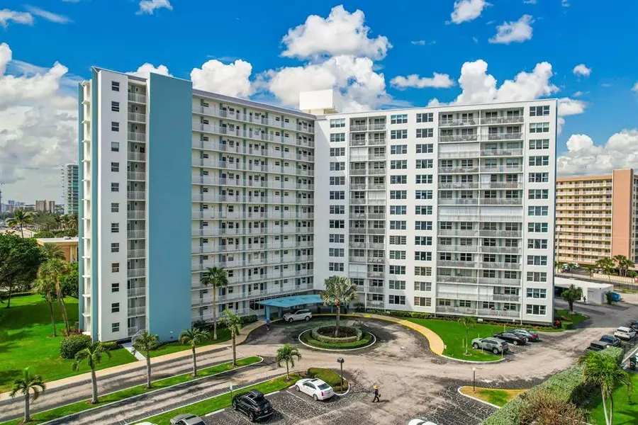 201 N Ocean Blvd #801, Pompano Beach, FL 33062