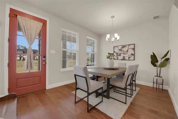 Carrollton, TX 75006,1016 Thomas Place