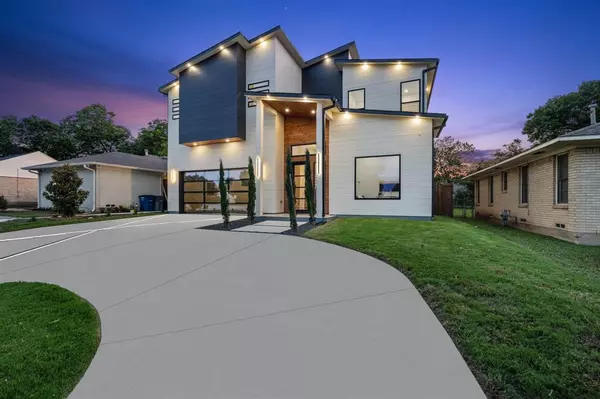 Dallas, TX 75206,4233 Skillman Street