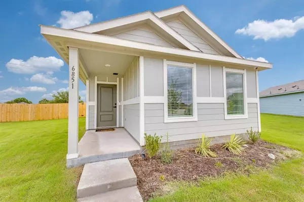 6851 Coulter Drive,  Princeton,  TX 75407