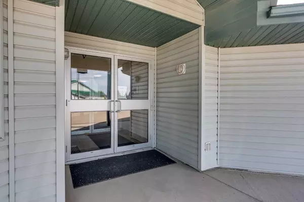 Rimbey, AB T0C 2J0,5328 51 ST #33