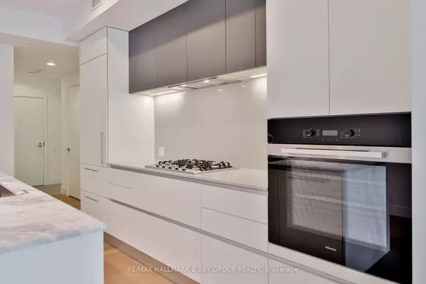 Toronto C10, ON M4G 3A7,1414 Bayview AVE #308