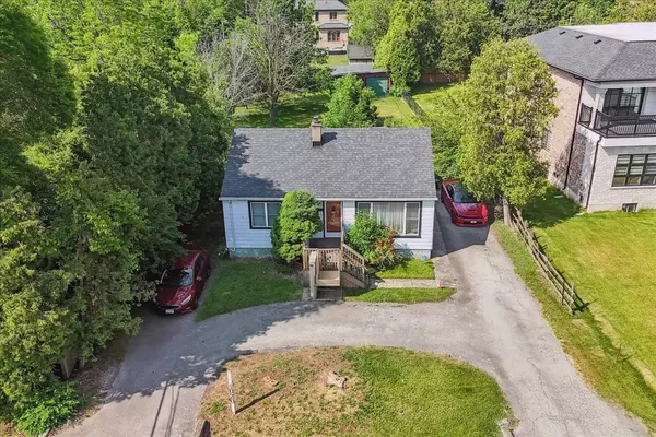 Oakville, ON L6H 1Z6,1020 Kent AVE