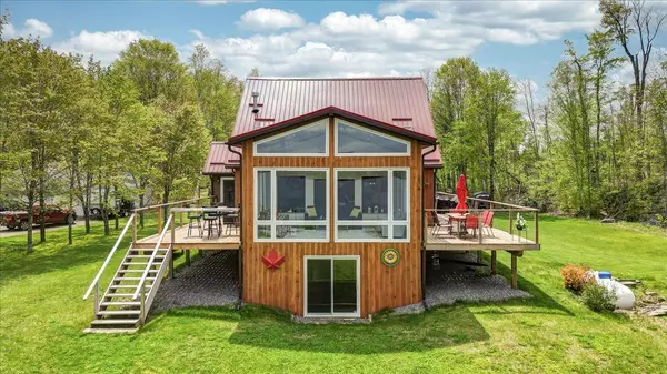1115A Steenburg Lake North RD, Limerick, ON K0L 1W0