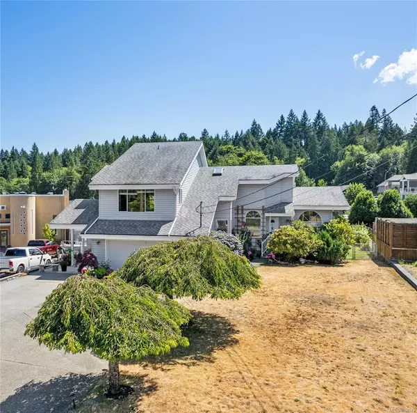554 Hooper Pl, Ladysmith, BC V9G 1W5