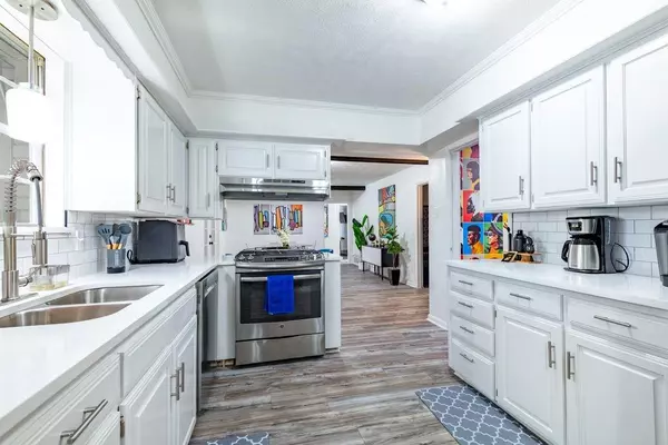 Grand Prairie, TX 75050,914 Danish Drive