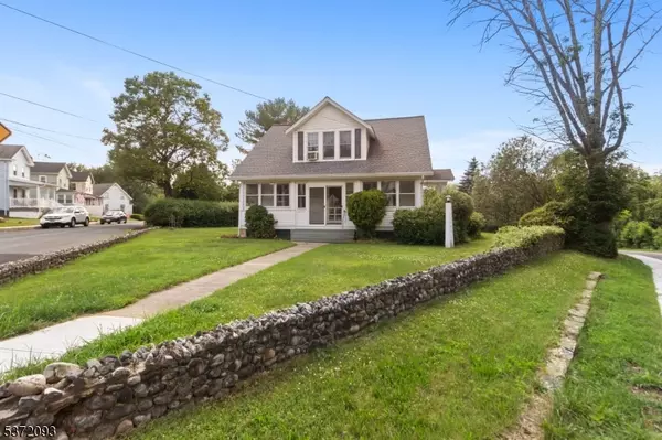 Oxford Twp., NJ 07863,21 Green St