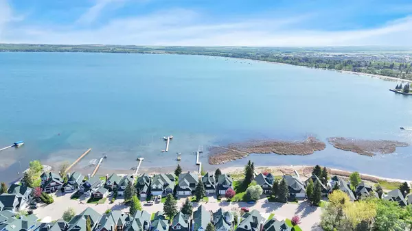 Sylvan Lake, AB T4S 1E9,180 Marina Bay CT