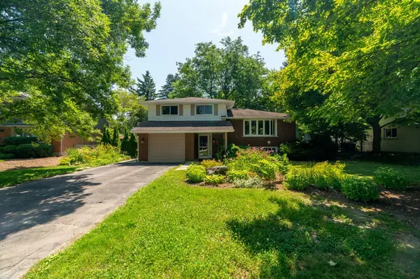 Guelph, ON N1G 2X3,38 Hickory ST