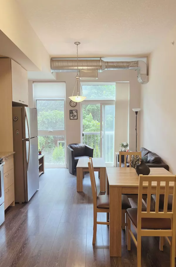 Waterloo, ON N2L 0G3,253 Albert ST #202